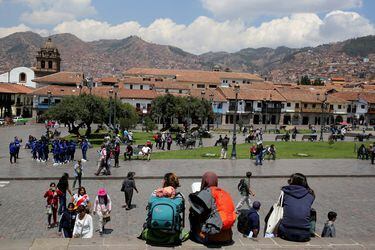 Reanudan servicio de trenes a santuario inca de Machu Picchu tras finalizar huelga en Cusco