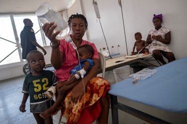 OPS alerta que brote de cólera en Haití continúa empeorando