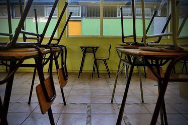 Mineduc suspende clases en 41 comunas para este viernes por efectos que dejó el sistema frontal
