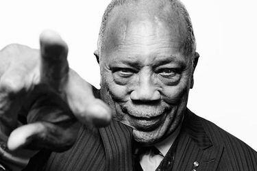 Quincy Jones se disculpó por el "vómito verbal" de sus entrevistas