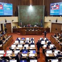 Tensión por sexto retiro: comisión de Constitución acuerda pedir a la mesa de la Cámara que se pronuncie sobre factibilidad de retomar el proyecto