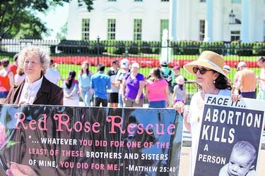 Anti-Abortion Groups Hold Vigil Ahead Of An (42366432)