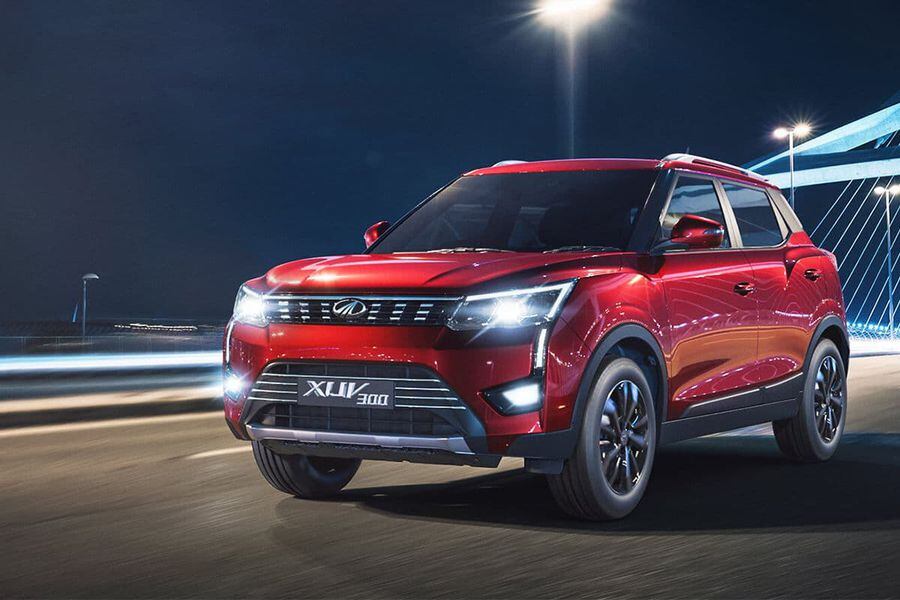 mahindra-xuv300-banner-1920x800