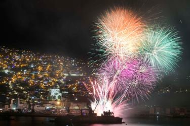 Dueño de empresa colombiana que lanzará los fuegos artificiales de Valparaíso: lo del año pasado “fue desastroso, porque es un show para la gente”