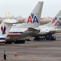 EEUU aplica millonaria multa a American Airlines por decenas de retrasos
