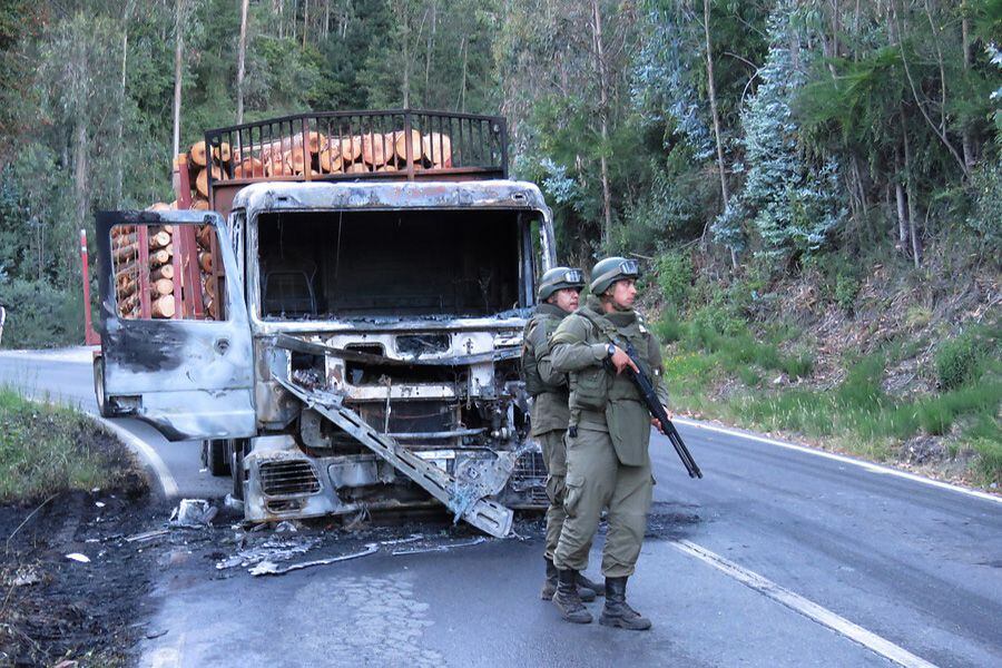 Resurgen críticas contra policías tras nuevos ataques 2