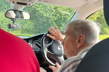 ¿Límite de edad para conducir? La historia de la persona que vuelve a manejar con casi 99 años
