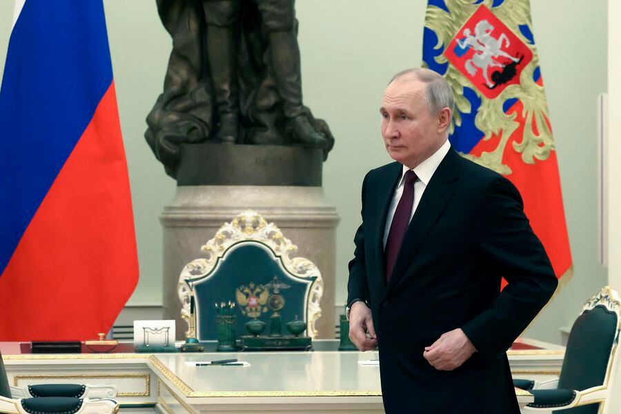 No usa celular ni internet: las paranoias de Putin reveladas por desertor del servicio de protección del Presidente ruso