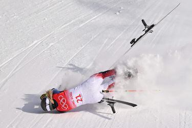 Esquiadora estadounidense Nina O’Brien sufre impactante caída en los JJ.OO. de Invierno