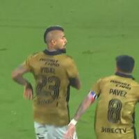 Con golazo incluido y una expulsión: la agridulce noche de Arturo Vidal en la Copa Libertadores