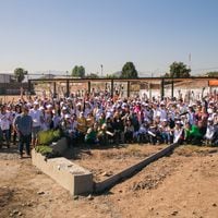 El voluntariado corporativo de L’Oréal Chile y Fundación Mi Parque que embellece el entorno de las comunidades