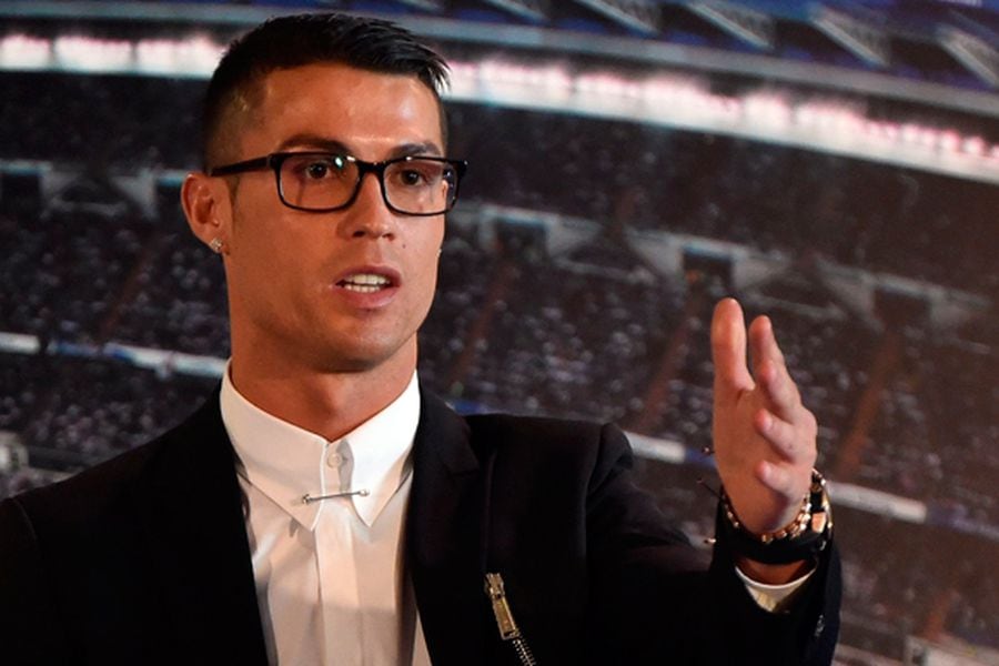Hacer las tareas domésticas escándalo adolescente Golazo de Cristiano Ronaldo: firma millonario contrato vitalicio con Nike -  La Tercera
