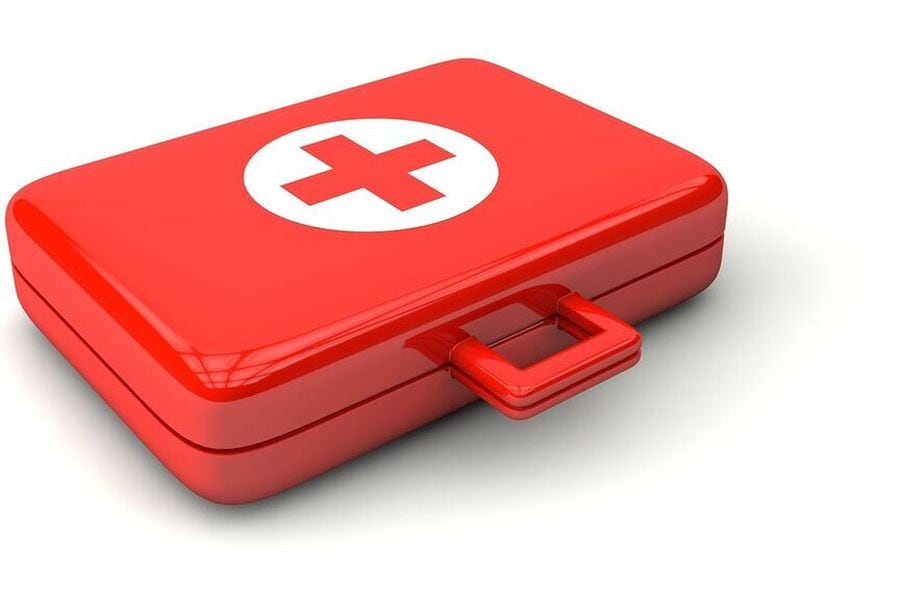 Qué debería contener un botiquín básico de primeros auxilios? - OSDE