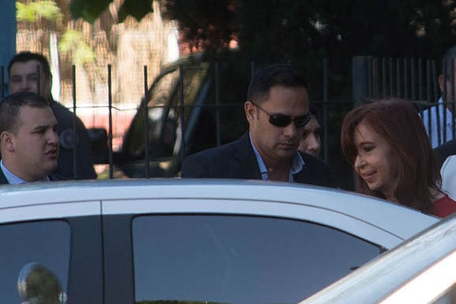 Cristina Fernández llega a tribunales para declarar por lavado de dinero