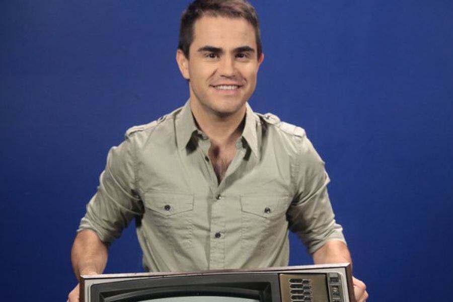 Juan Pablo Flores: el hombre sin club ni comedia - La Tercera Juan Pablo Flores: el hombre sin club ni comedia - La Tercera