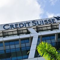 Standard & Poor’s afirma que crisis de SVB y Credit Suisse no son una amenaza directa para el sistema financiero de América Latina