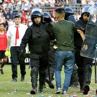 El fútbol chileno le pide auxilio a Robocop: la última jugada para erradicar la violencia