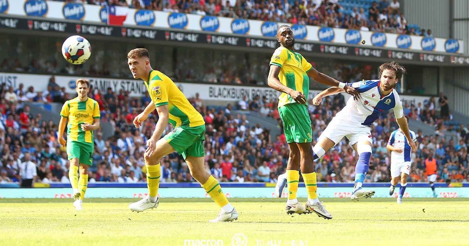 Ben Brereton está imparable: revisa el golazo del delantero chileno para el Blackburn en la Championship