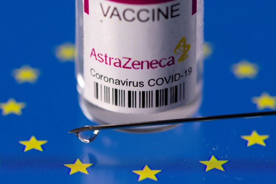 Responsable De Agencia Europea De Medicamentos Revela Vinculo Entre Trombos Y Vacuna De Astrazeneca La Tercera