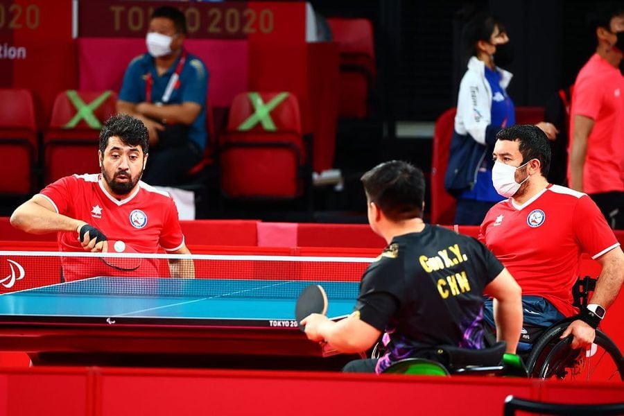 Luis Flores y Cristián González cayeron en los cuartos de final del tenis de mesa por equipos ante los chinos Xingyuan Guo y Ningning Cao.