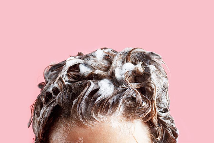 Washing your hair every day: is it good or bad for your hair? - Athletistic