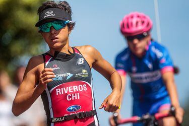 La triatleta chilena Bárbara Riveros, durante su última participación en el Ironman de Pucón. Foto: Luis Sevilla Fajardo.