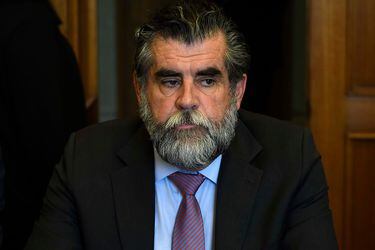 El desencuentro de Ubilla con el CPLT: arriesga sumario por reclamos en tema migratorio