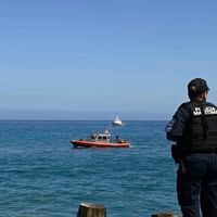 Sumarán a las labores un avión naval: Armada intensifica búsqueda de padre e hijo desaparecidos en Isla Santa María