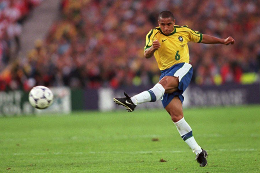A 22 años de un gol inolvidable el mágico tiro libre de Roberto Carlos La Tercera A 22 años de un gol inolvidable el mágico tiro libre de Roberto Carlos La Tercera