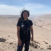 Karolina Araya, la conservacionista chilena premiada internacionalmente por proteger al Picaflor de Arica