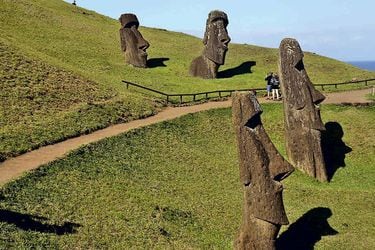 Vuelve el turismo a Rapa Nui: gobierno y municipio llegan a acuerdo