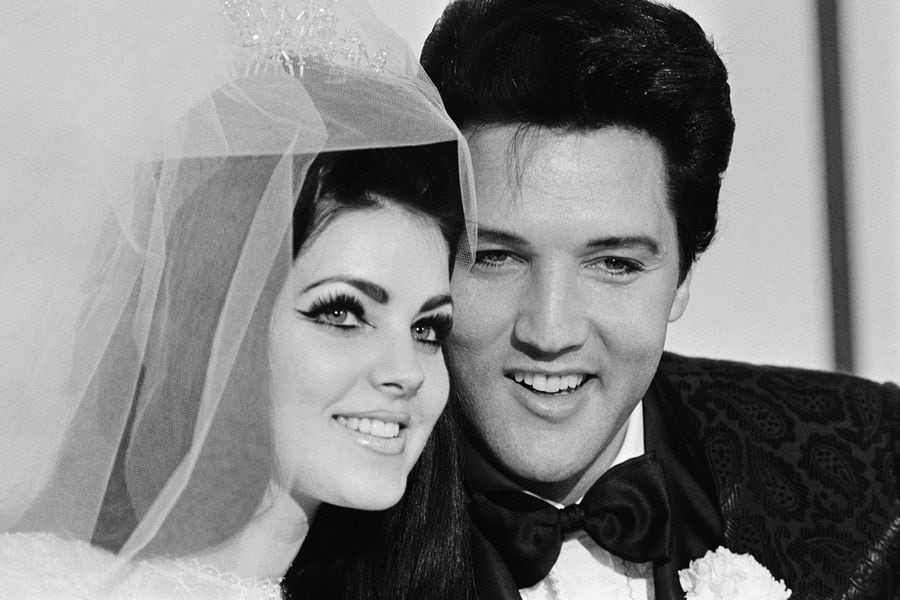 priscilla-presley-elvis-presley-wedding-1967-billboard-1548