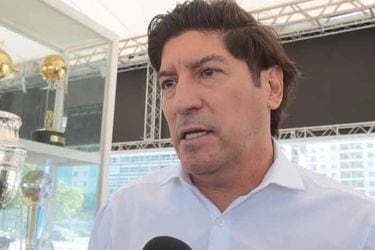 Iván Zamorano y la fuga de juveniles del Cacique: “Algo está pasando en la administración de Colo Colo que no está bien”