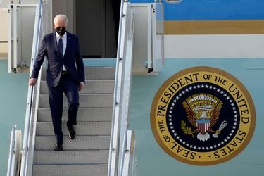 Biden llega a Corea del Sur en el comienzo de su primera gira por el este de Asia