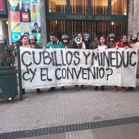 El drama de los estudiantes de la fallida Universidad Iberoamericana: Aún no tienen campos clínicos para sus prácticas