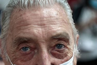 Científicos chilenos descubren una potencial forma de diagnosticar Alzheimer a través de los ojos