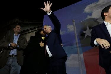 Republicanos arrasan y junto a Chile Vamos tendrán el control del nuevo proceso constituyente