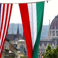 EE.UU. endurece las condiciones del programa Visa Waiver para Hungría por vulnerabilidades de seguridad