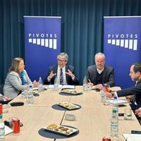 Marcel destaca “ánimo muy constructivo” en reuniones con Pivotes y UAI por pacto fiscal