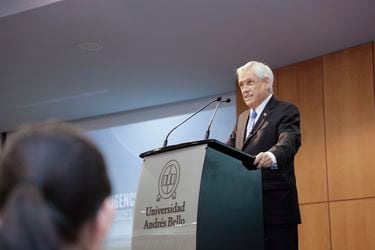 Ex Presidente Piñera: “Nuestra generación enfrenta el desafío de la sobrevivencia”.