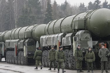 Ucrania dice que despliegue de armas nucleares rusas a Bielorrusia es síntoma de reunión fallida con China