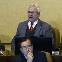 Diputado Urrutia respalda a Van Rysselberghe a horas de las elecciones UDI y pide defender la figura de "mi general" Pinochet