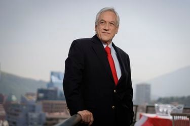 ¿Defensa del ‘legado’ o un insumo más? Las minutas que Piñera entregó a exconvencionales sobre seguridad, pandemia y economía