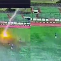Futbolista muere en pleno partido tras ser alcanzado por un rayo en Indonesia