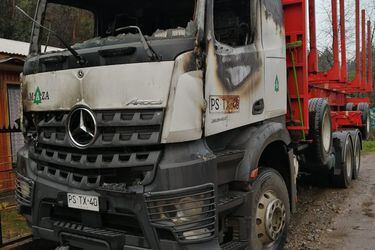 Macrozona Sur: con un atentado incendiario a un camión y ataque a balazos a cuartel de Carabineros culmina una semana de violencia en la región de La Araucanía