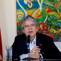 Hospitalizan al Presidente de Ecuador por una infección en las vías urinarias 