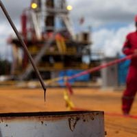 Crece remolino de tanqueros en Venezuela mientras PDVSA enfrenta dificultades para entregar petróleo