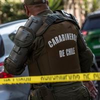 Cinco personas sufren asalto en micro en San Joaquín: siete individuos los abordaron con armas blancas y de fuego