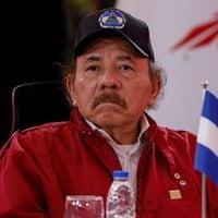 Daniel Ortega acusa a su hermano de cometer un “acto de traición” y de ser una “vergüenza nacional” 