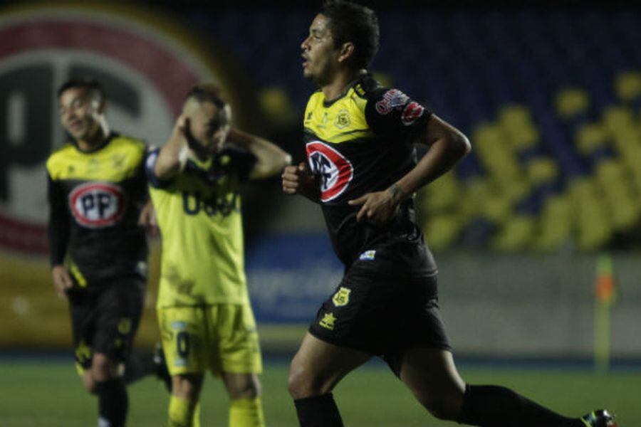 San Luis gana y avanza a cuartos de final en Copa Chile - La Tercera
